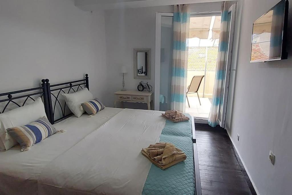 Old Port View Apartment, Διαμέρισμα Στο Κέντρο 2 Υπνοδωματίων Corfu  Eksteriør bilde